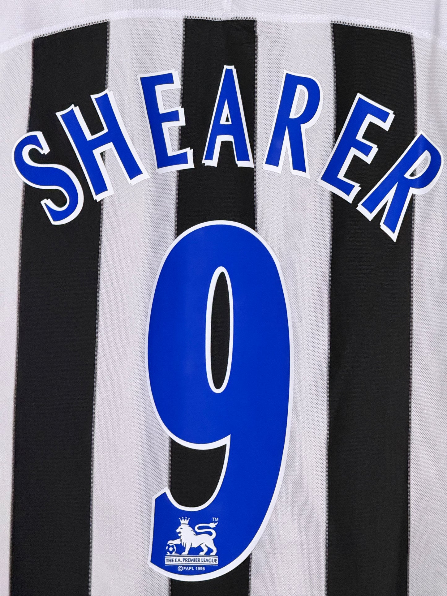 Newcastle Home 2003 - 2005 - Alan Shearer 9