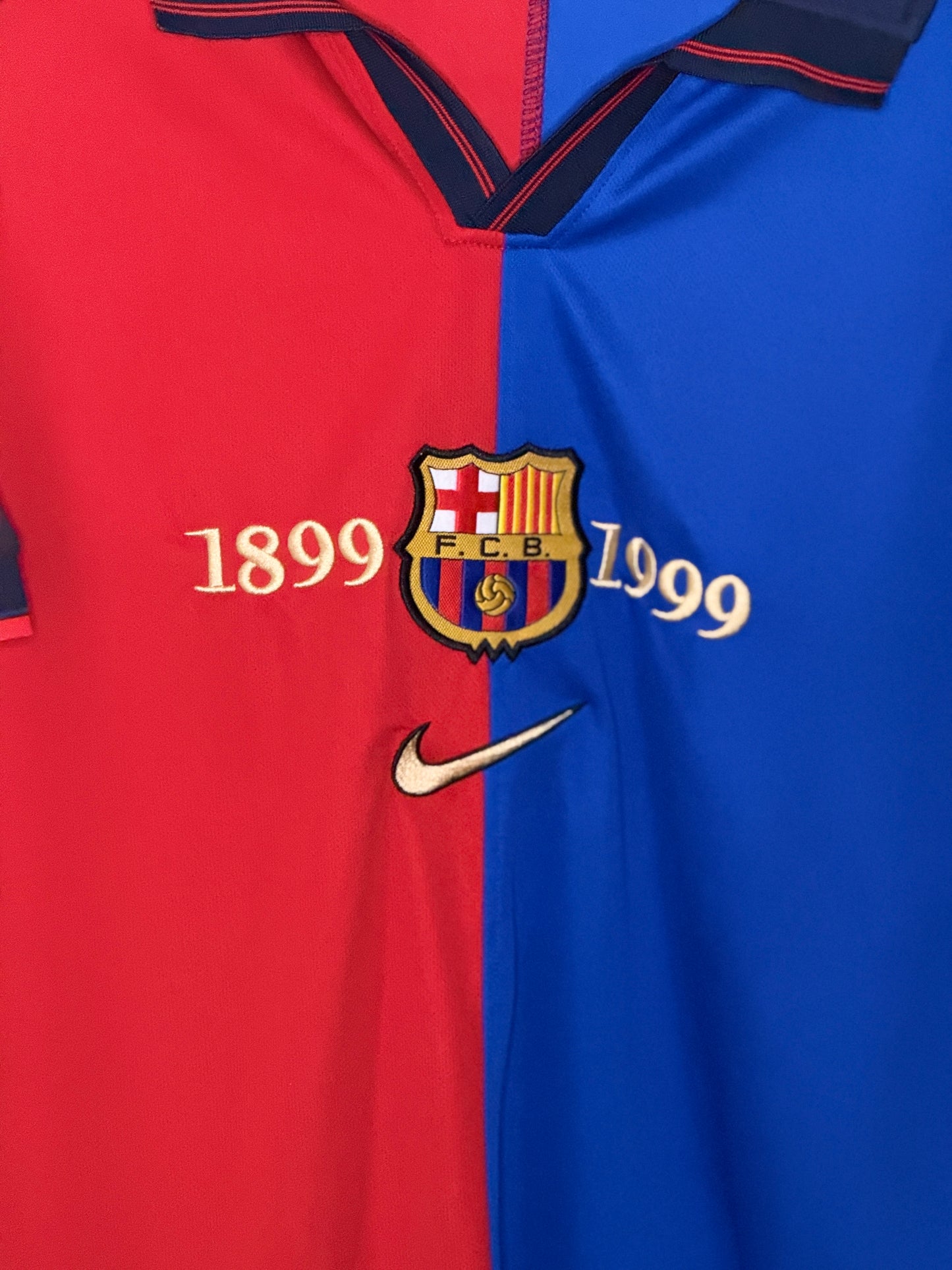 Barcelona Home 99-00